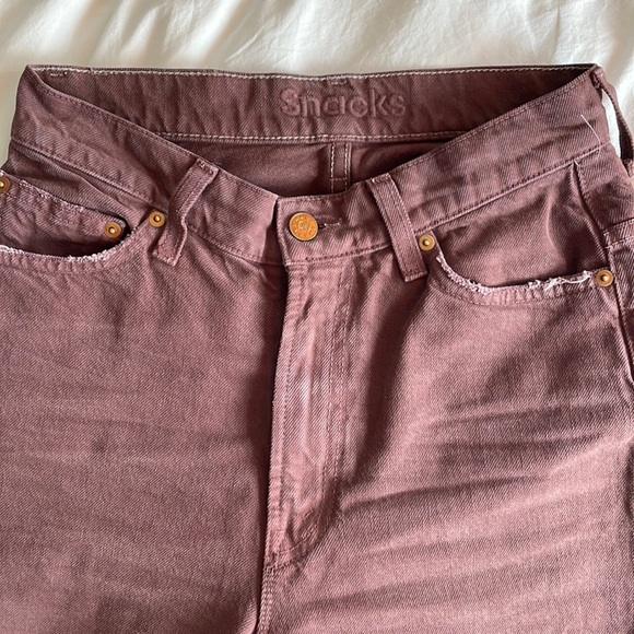 MOTHER Snacks! High Waisted Twizzy Skimp in Brown - Picture 2 of 7